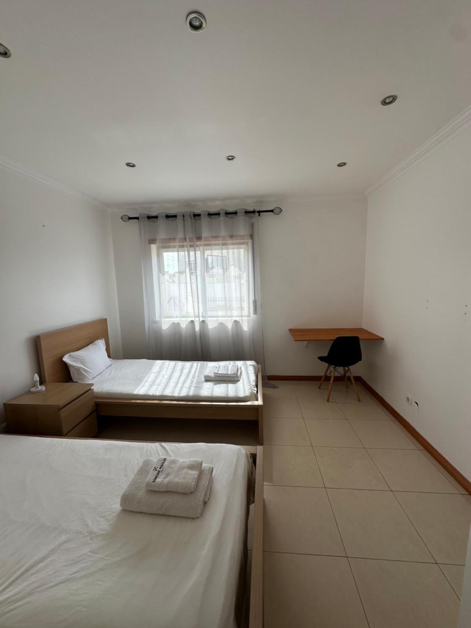 Ocean Guesthouse Baleal フェレル エクステリア 写真