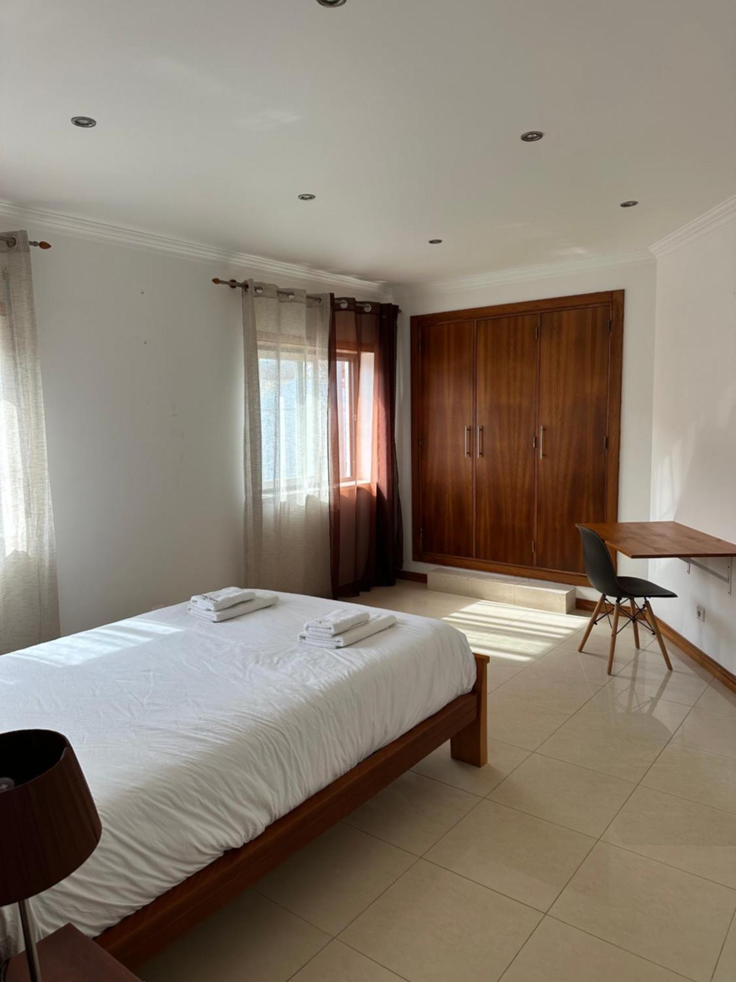 Ocean Guesthouse Baleal フェレル エクステリア 写真