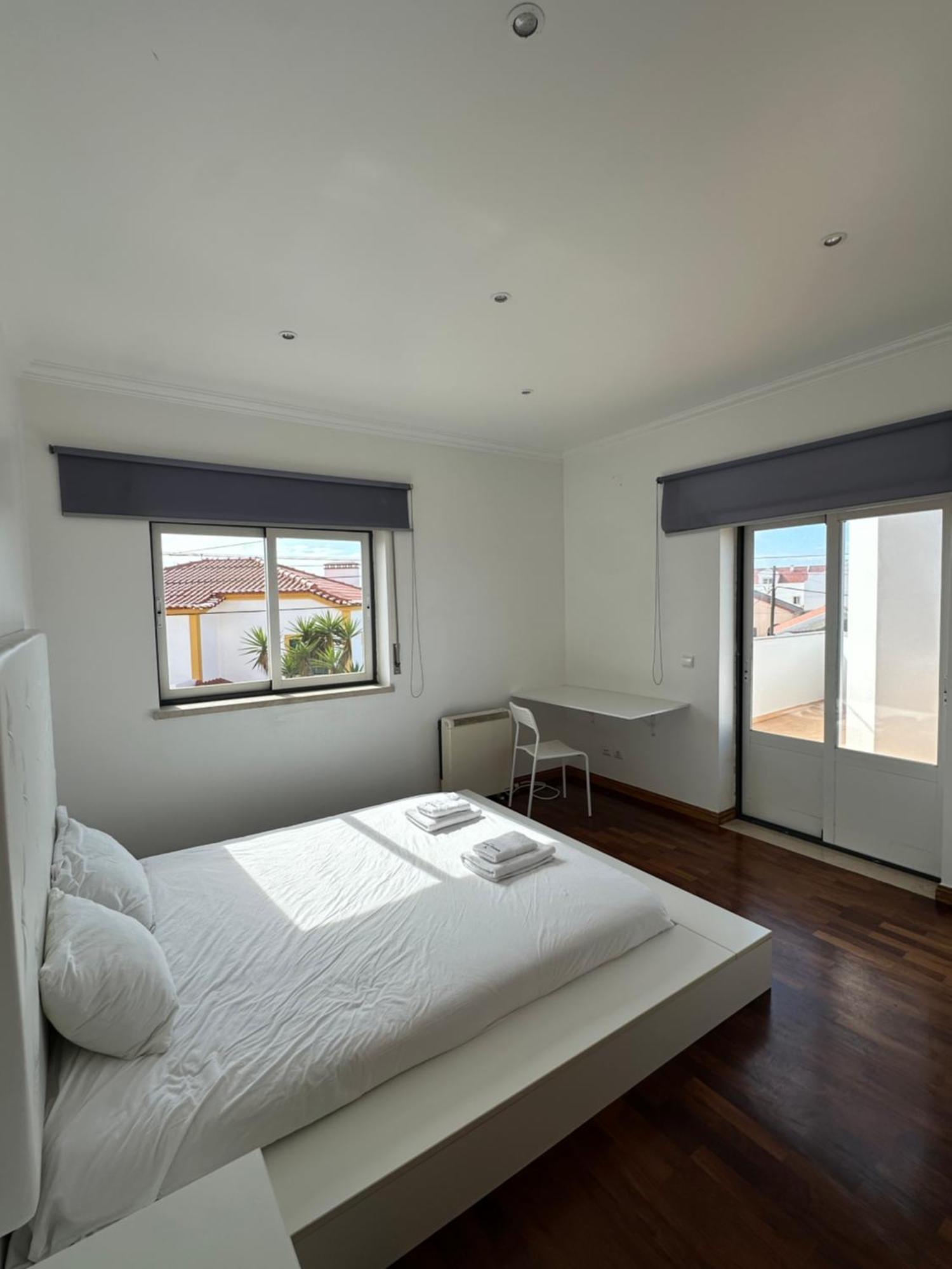 Ocean Guesthouse Baleal フェレル エクステリア 写真